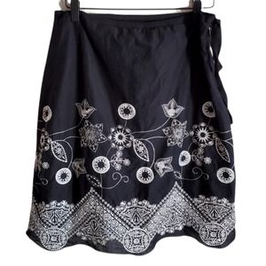 Max Edition Embroidered Cotton Mini Skirt
